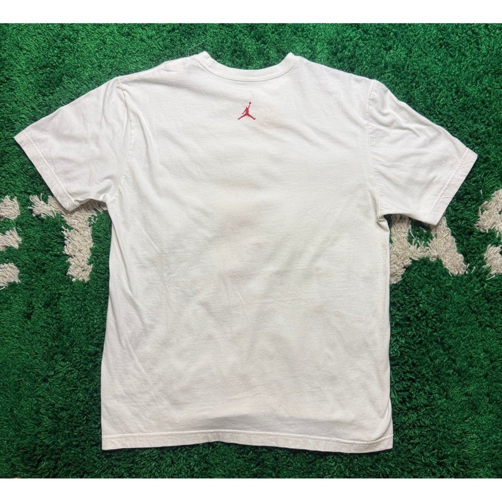 Air Jordan T-Shirt White Pixel Art Jumpman Graphic Tee - Picture 3 of 4